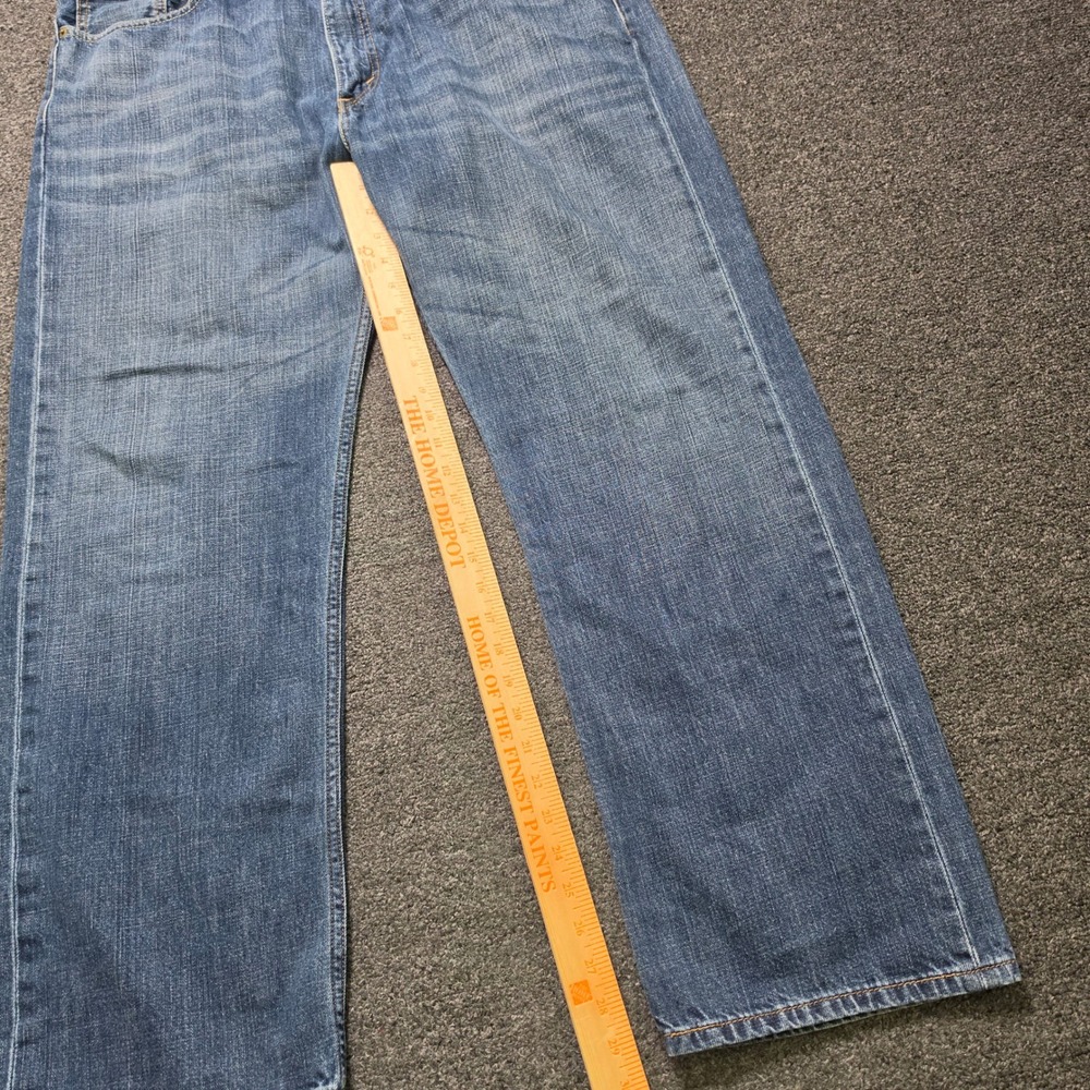Levi's 559 Relaxed Straight Blue Jeans Mens 38x32 Medium Wash Denim Casual Work - Picture 2 of 9